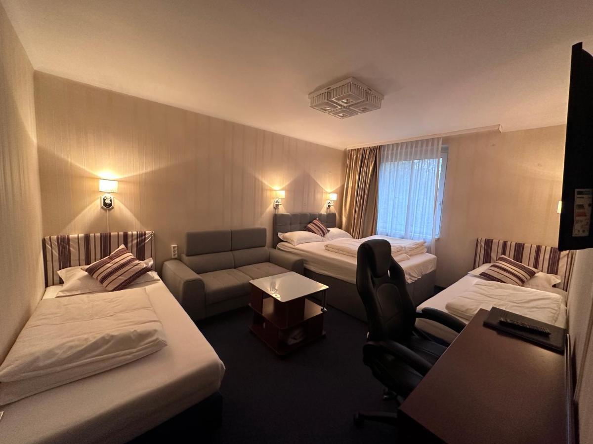 Hotel Austria Gablitz Bagian luar foto