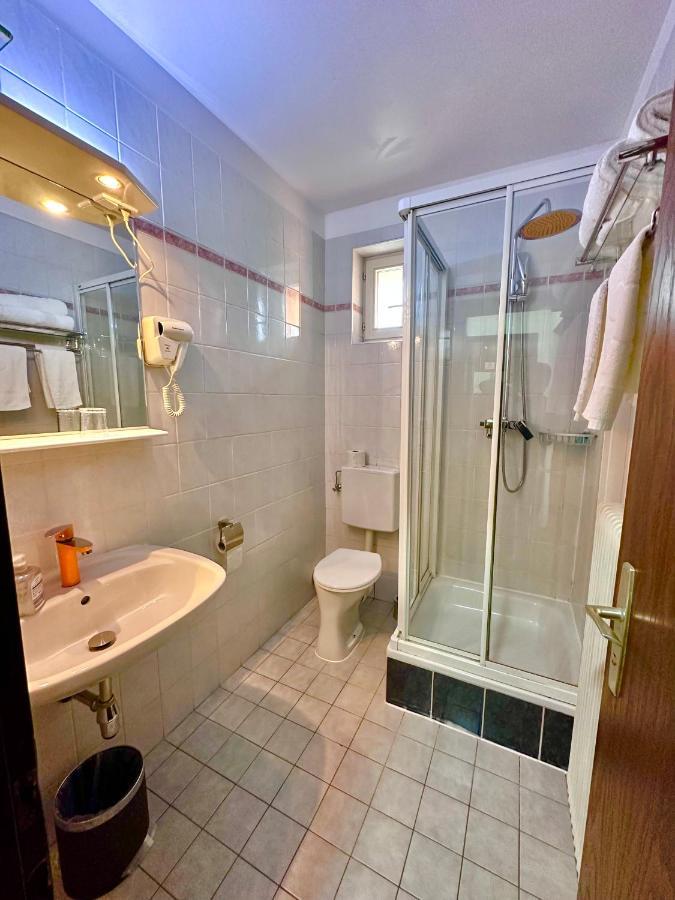 Hotel Austria Gablitz Bagian luar foto